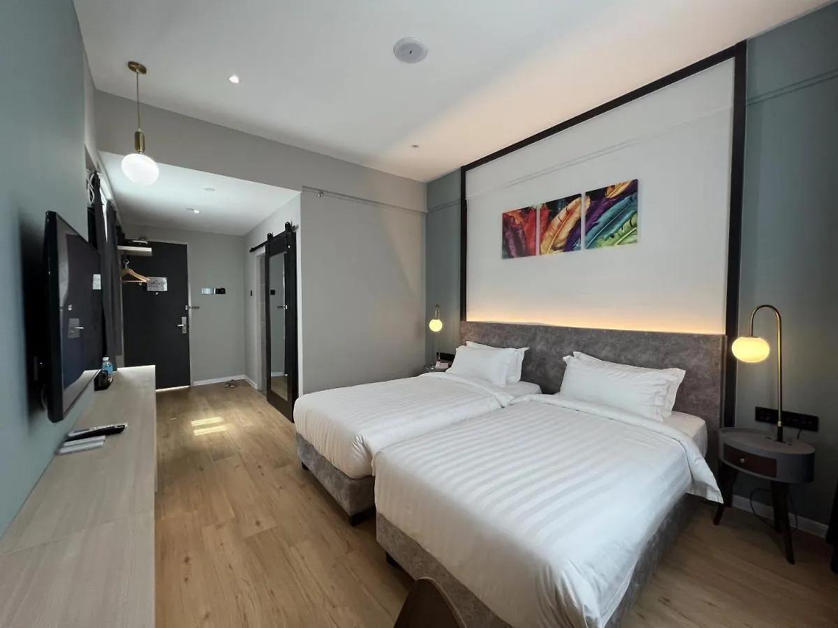 Fuhotel Bukit Mertajam 3*,